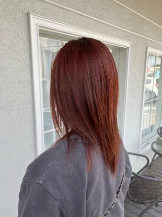 セミロング YoLo ．所属・あかり🌷 カラーリストのヘアスタイル