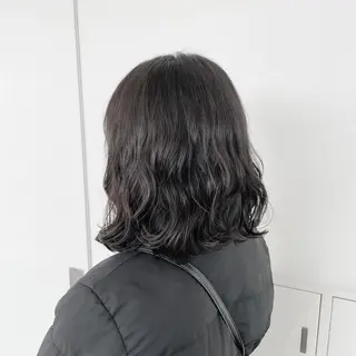 ミディアム 落合 美穂のヘアスタイル