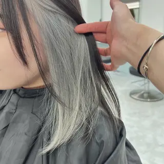 ミディアム カラー 韓国スタイル🇰🇷 トレンドレイヤー🪡のヘアスタイル