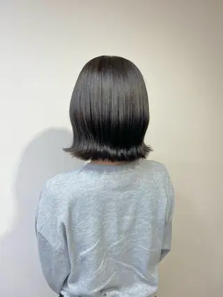 ミディアム カラー タケデ スズカのヘアスタイル