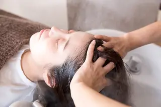 FRAME所属・FRAME/髪を育 てる/大人デザインのヘアスタイル