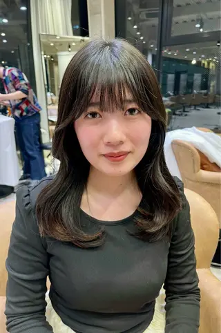 セミロング 🍯レイヤー/ボブ 🍯髪質改善️ みゆのヘアスタイル