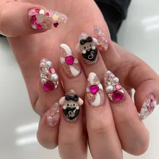 ネイル 五十嵐 美智のネイルデザイン