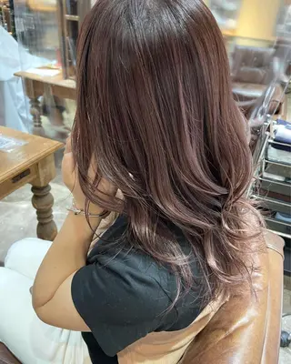 セミロング カラー sherry【シェリー】所属・miho 大国町 柔らかハイトーン💛のヘアスタイル