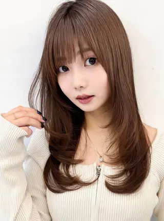 ロング 青木未羽/ベージュ /透明感カラー/松本のヘアスタイル