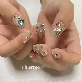 ネイル charme所属・. SHIORIのネイルデザイン