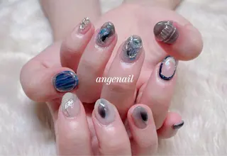 ネイル オーナーネイリスト MAKIのネイルデザイン