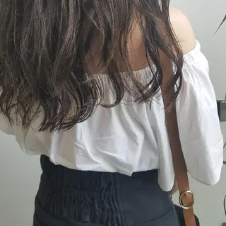 セミロング iplus まつげ、眉毛、耳つぼのマツエク・マツパデザイン