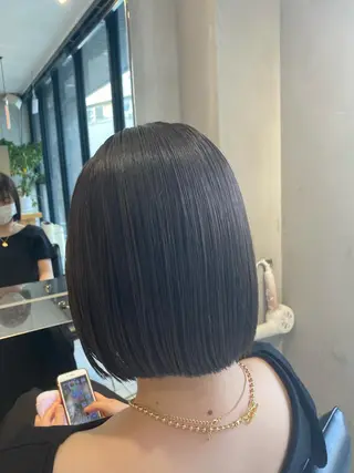 ショート カラー 艶髪/ダークトーン 🩶丸山日向のヘアスタイル