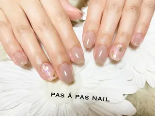 ネイル Yakko pas á pasのネイルデザイン