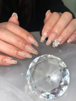 ネイル Emma Jewel所属・Emma Jewel🏛️♡のネイルデザイン