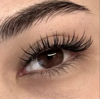 マツエク・マツパ 🎀韓国風ワンホン・ パリエク特化🎀りほのマツエク・マツパデザイン