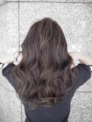 ロング カラー 菅村 勇亮のヘアスタイル