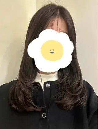 セミロング パーマ コテ巻き風パーマ✨ 韓国ヘア🤎近下菜央のヘアスタイル