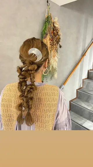 ロング ヘアアレンジ 橘 裕花のヘアスタイル