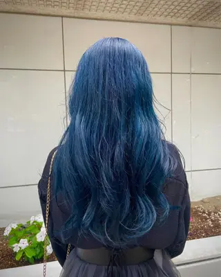 ロング カラー ルキ🌈ブリーチカラ ー&メンズパーマ🦄のヘアスタイル