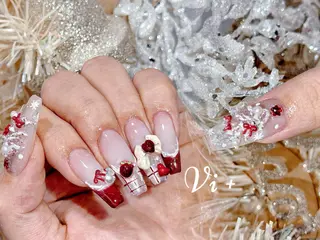 ネイル ✨Nailsalon Vi+✨のネイルデザイン