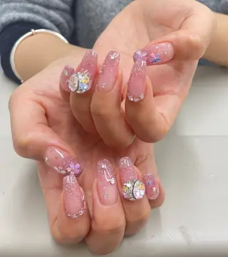 ネイル AngelChris ビューティーサロンのネイルデザイン