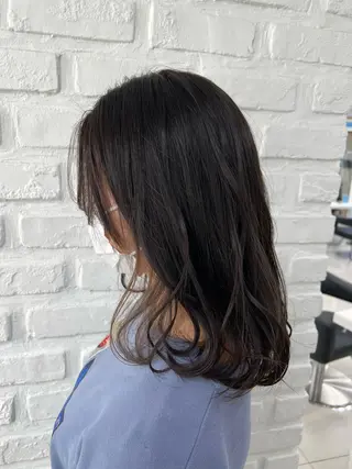 セミロング カラー 【暖色カラー特化】 中山由梨のヘアスタイル