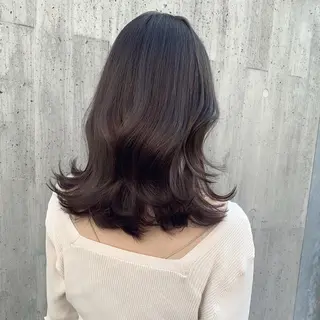 ミディアム カラー 透明感/オリーブ/ グレージュ/YUKAのヘアスタイル