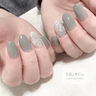 ネイル Lilly Co.のネイルデザイン