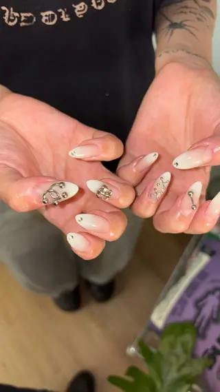 ネイル BULMA.所属・bulma. erieのネイルデザイン