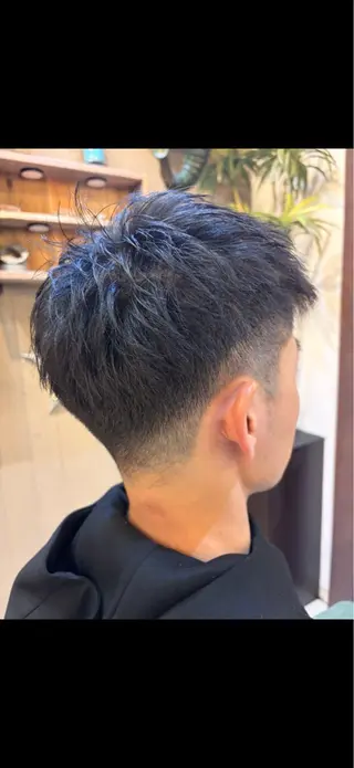 メンズ bauhaus hair所属・バウハウスヘア ひなのヘアスタイル