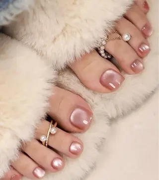 ネイル 高木 維麗絲のネイルデザイン