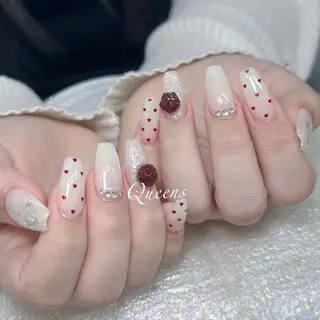 ネイル Queens 榊 まおのネイルデザイン