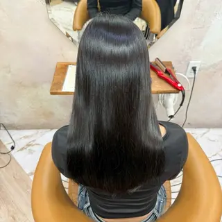 ロング カラー 新川 月菜のヘアスタイル