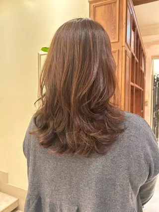 ロング BEAUTRIUM265所属・【ストレート】 平野枝莉のヘアスタイル