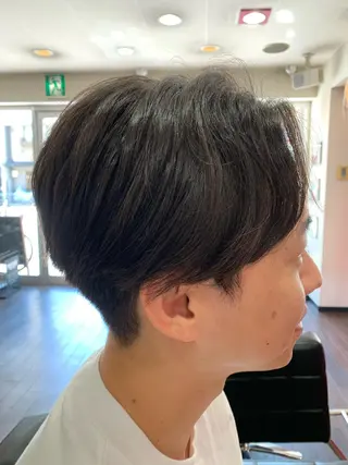 ショート カラー 西尾 太郎のヘアスタイル