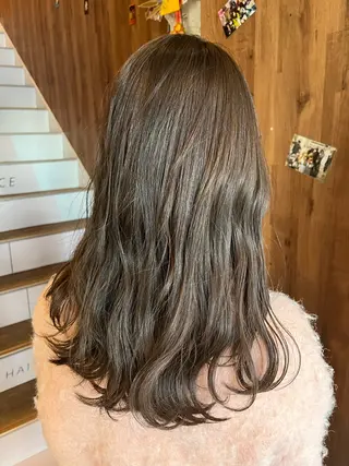 ロング カラー パーマ ヘアアレンジ 【暗め透明感カラー】 【インナー】小島良太のヘアスタイル