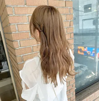 ロング yelm所属・🫒オリーブカラー ミディアムレイヤー✨のヘアスタイル