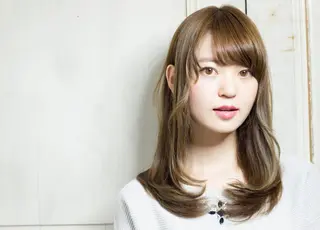 ミディアム セミロング カラー TIARA  本店所属・崎田 謙太郎のその他イメージ