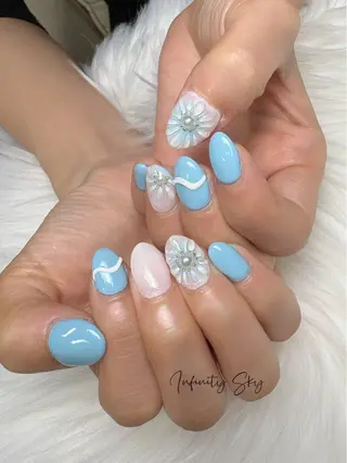 ネイル infinity skyのネイルデザイン