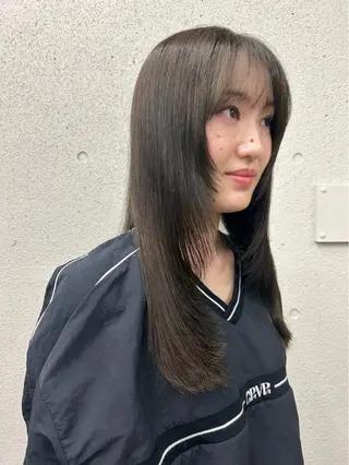 ロング 透明感ダブルカラー/ 諸岡ひばりのヘアスタイル