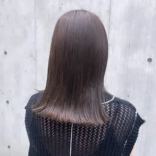 ミディアム カラー カジュアルを女っぽく 𝗮𝘆𝗮𝗰𝗼のヘアスタイル