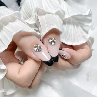 ネイル 🎀藤沢ガーリーネイ ル/長さ出し🎀のネイルデザイン