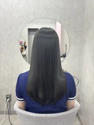 ロング カラー 倉澤 愛理のヘアスタイル