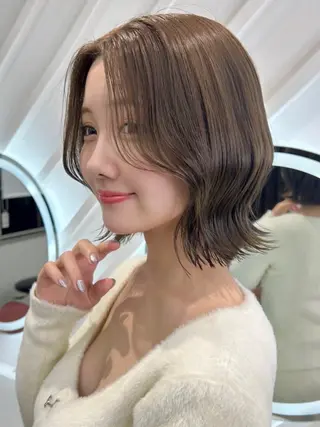 カラー 莉乃/縮毛矯正/髪質 改善/艶カラーのヘアスタイル