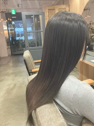 ロング Tsuyoshi 【Rosso】のヘアスタイル