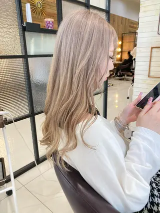 ロング カラー riho/ブリーチ/ デザインカラー/辻堂のヘアスタイル