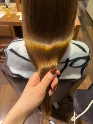 セミロング 🫧すずき ももか🫧のヘアスタイル