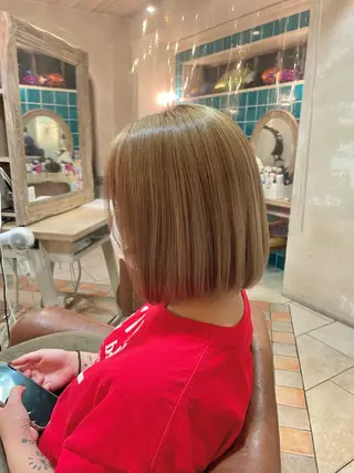 ミディアム カラー 前平 友慈のヘアスタイル