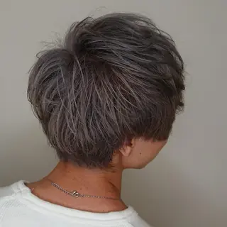 メンズ カラー ヘアアレンジ ブリーチ/ヘアケア/ 艶髪/イギチハルのヘアスタイル