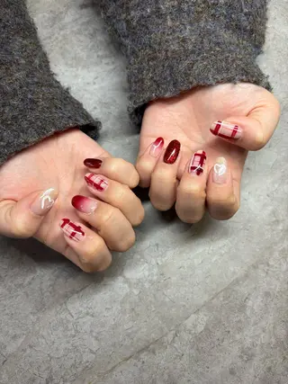 ネイル IROHA NAIL所属・IROHA NAIL 真結子のネイルデザイン