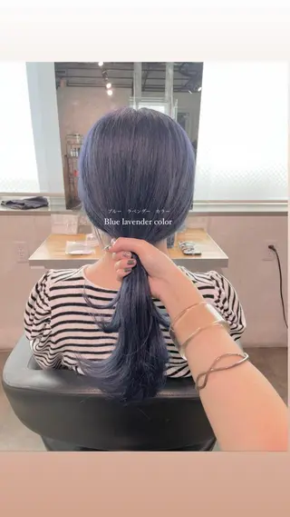 セミロング カラー パーマ ヘアアレンジ メンズ キッズ ネイル マツエク・マツパ アイブロウ 透明感カラー・レイヤ ー🎀amika🎀のヘアスタイル