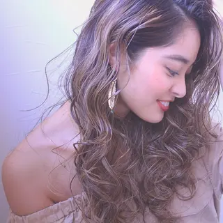 ロング カラー Miku 🇺🇸のヘアスタイル
