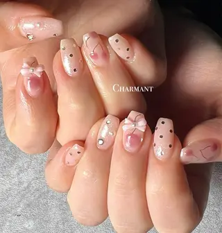 ネイル Minako 【Charmant】のネイルデザイン